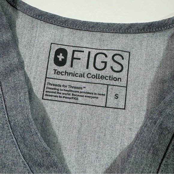 Figs Catarina One Pocket Scrub Top PO1429 Medical Uniform - Picture 4 of 6